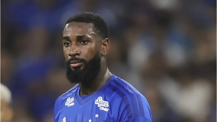 Gerson, meio-campista do Cruzeiro - Foto: Gilson Lobo/AGIF