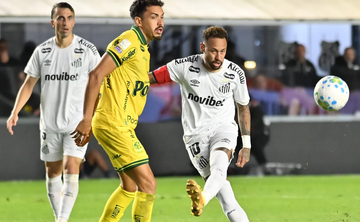 Com passe de Neymar em noite apagada, Santos empata com o Mirassol e segue próximo do Z4