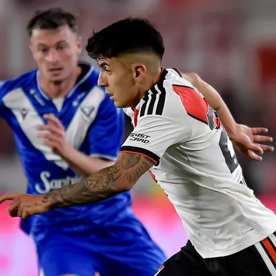 Ex-Alvo do Flamengo, Almada falha feio no River Plate