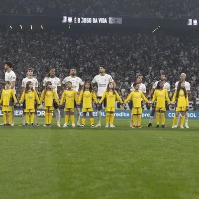 Corinthians promete quitar direitos de imagem nesta segunda-feira