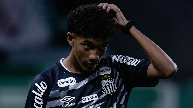 Robinho Jr vai viajar rumo à Itália.