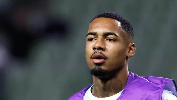 Allan durante aquecimento antes de partida pela Libertadores.