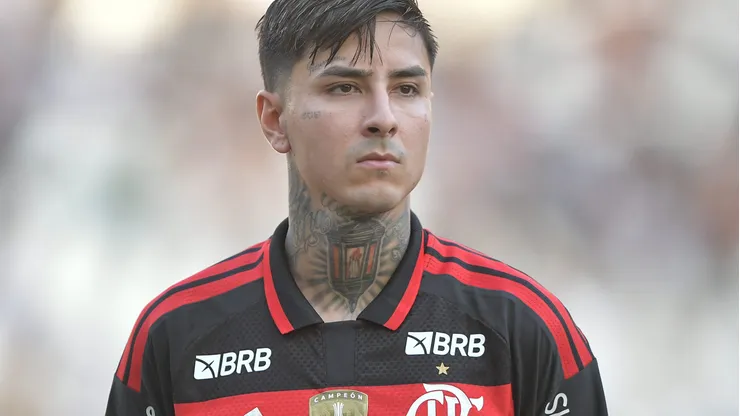 Pulgar negocia renovação com o Flamengo.