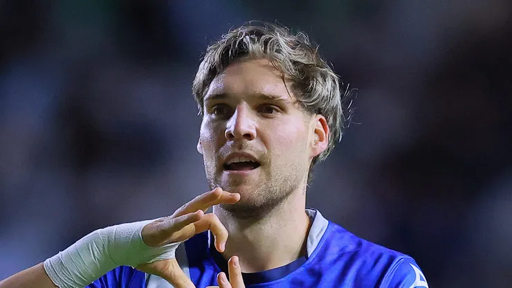 Emiliano Gómez atuando pelo Puebla - Foto: Manuel Velasquez/Getty Images