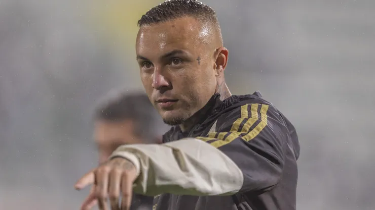 Everton Cebolinha não foi avisado da desistência do negócio.