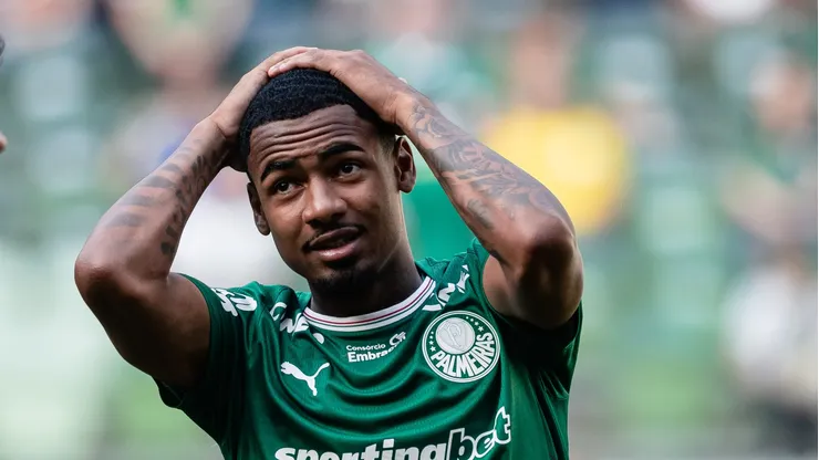 Allan, meia revelado na base do Palmeiras - Foto: Ettore Chiereguini/AGIF
