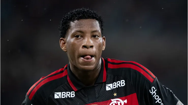 - Plata jogador do Flamengo durante partida contra o Madureira