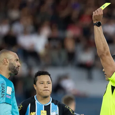 STJD denuncia Grêmio e auxiliares após polêmica contra o Bragantino