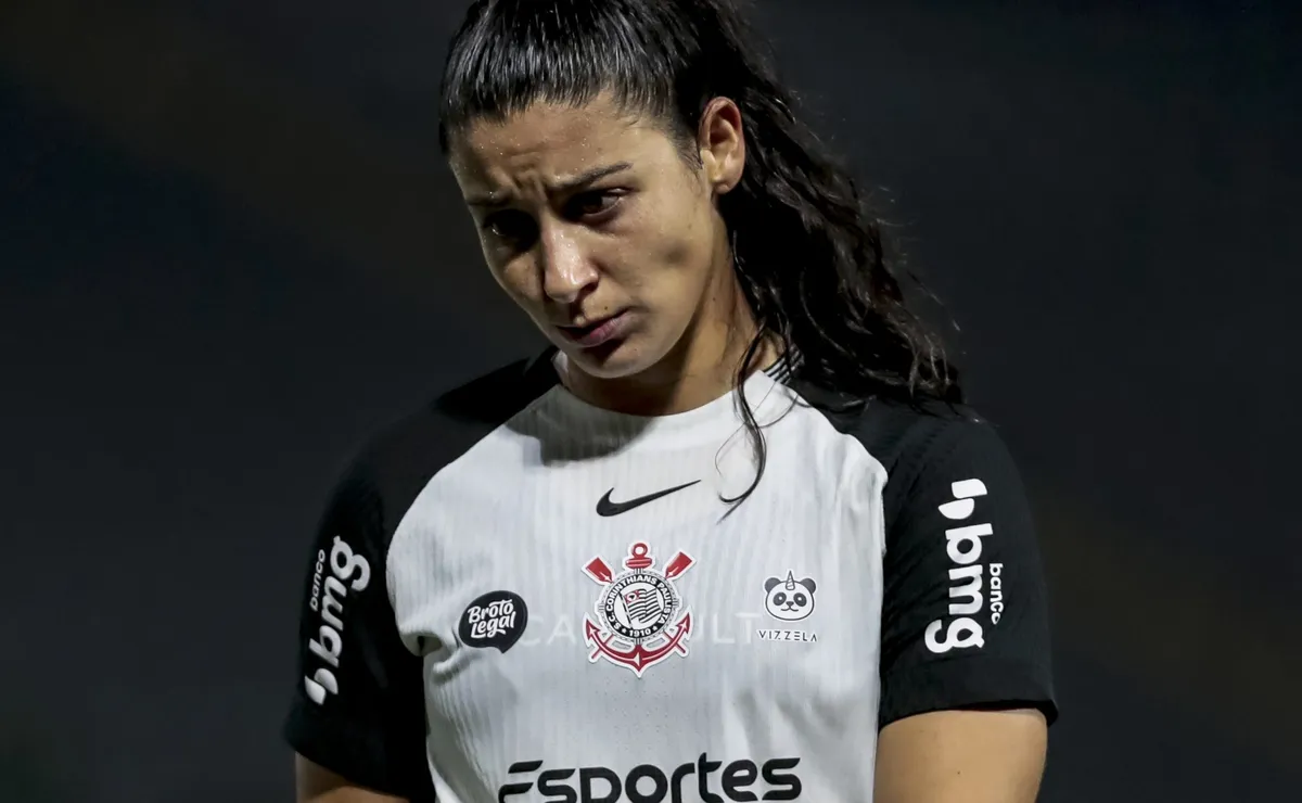Duda Sampaio projeta mata-mata do Brasileirão Feminino contra o Cruzeiro: “Também serve como lição”