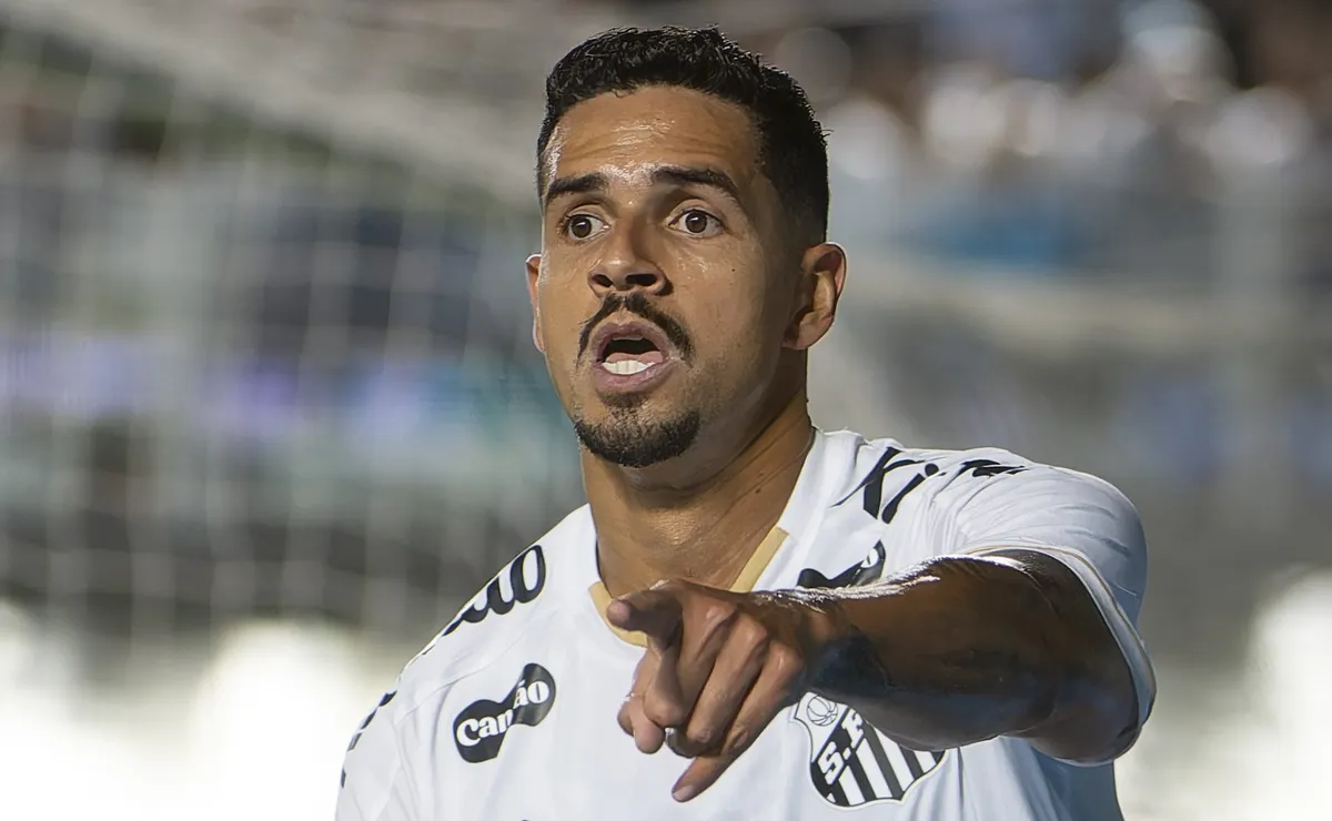 Talents Sports cobra mais de R$ 1 milhão do Santos na Justiça por intermediação de Lucas Veríssimo