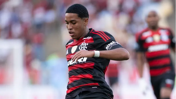 - Joshua jogador do Flamengo durante partida contra o Barcelona