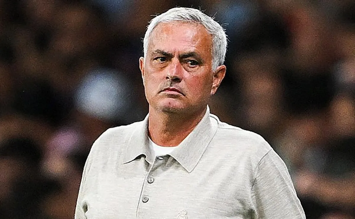 Plano de Mourinho contra polêmicas sobre Vini Jr. é detalhado por jornal espanhol