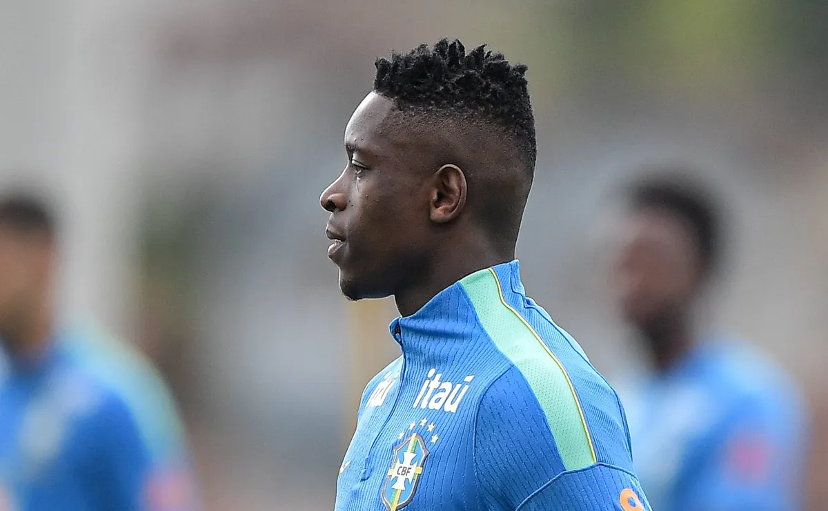 Flamengo cogita a venda de Gonzalo Plata para fazer nova tentativa por Luiz Henrique