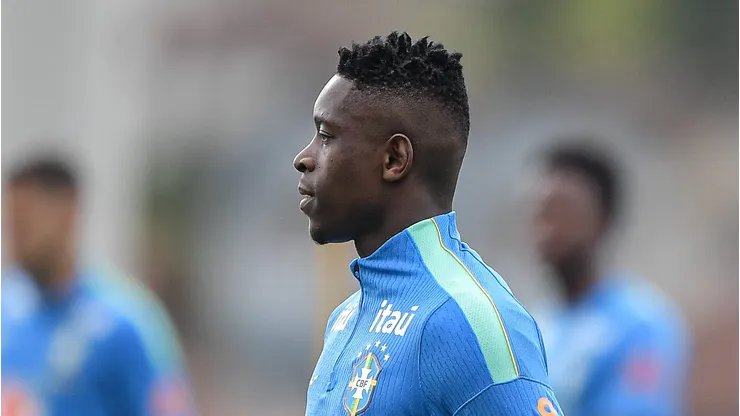 Luiz Henrique durante treino pelo Brasil na Granja Comary, no Rio de Janeiro.