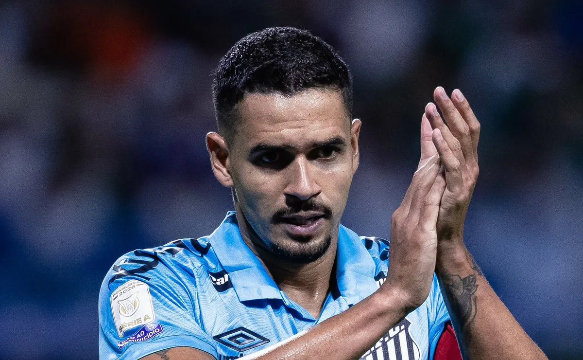 Análise: Volta de Veríssimo e três zagueiros podem ser a solução para o Santos brecar o jogo aéreo do Palmeiras