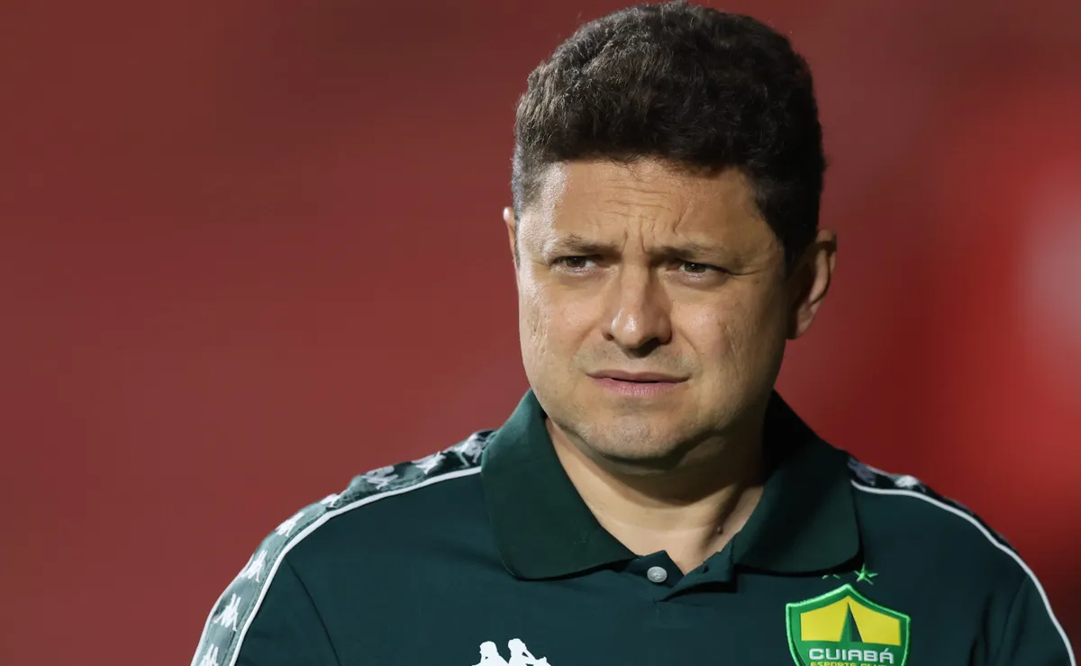 Presidente do Cuiabá sobe o tom e se revolta com Corinthians e Santos por dívidas pendentes