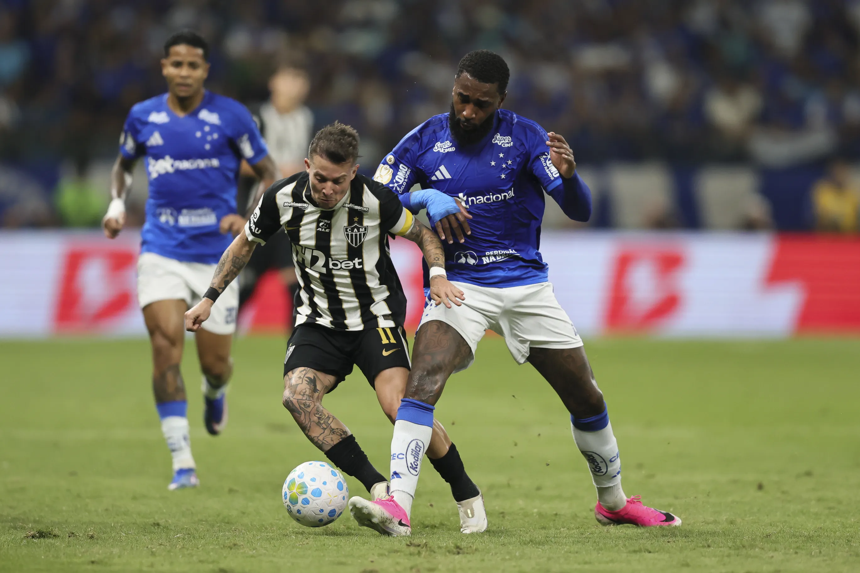 Cruzeiro x Atlético-MG. Foto: Gilson Lobo/AGIF