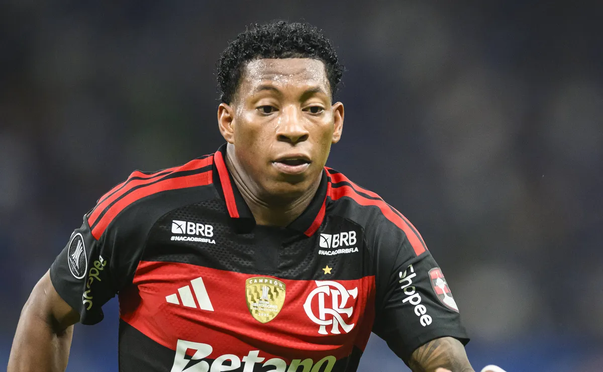 Gonzalo Plata quer jogar no Dínamo de Moscou e aguarda aval do Flamengo para a transferência