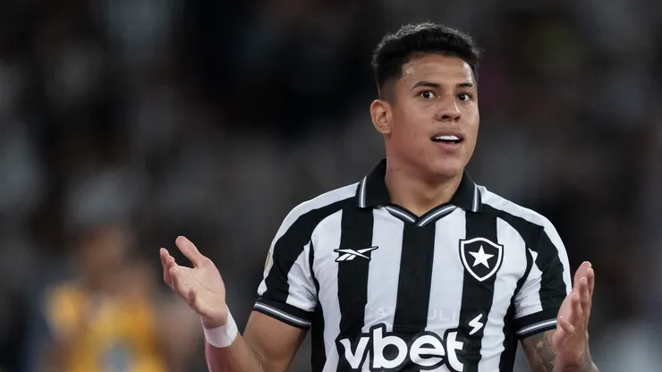 Matheus Martins jogador do Botafogo durante partida contra o Chapecoense no estadio Engenhao pelo campeonato Copa Do Brasil 2026.