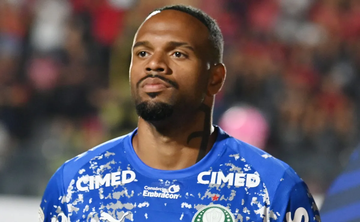 Carlos Miguel projeta duelo contra o Santos e faz ‘alerta’ ao Palmeiras: “Vai ser um jogo difícil”