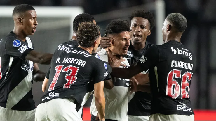 Vasco inicia quartas de final da Copa do Brasil diante do Vitória em São Januário