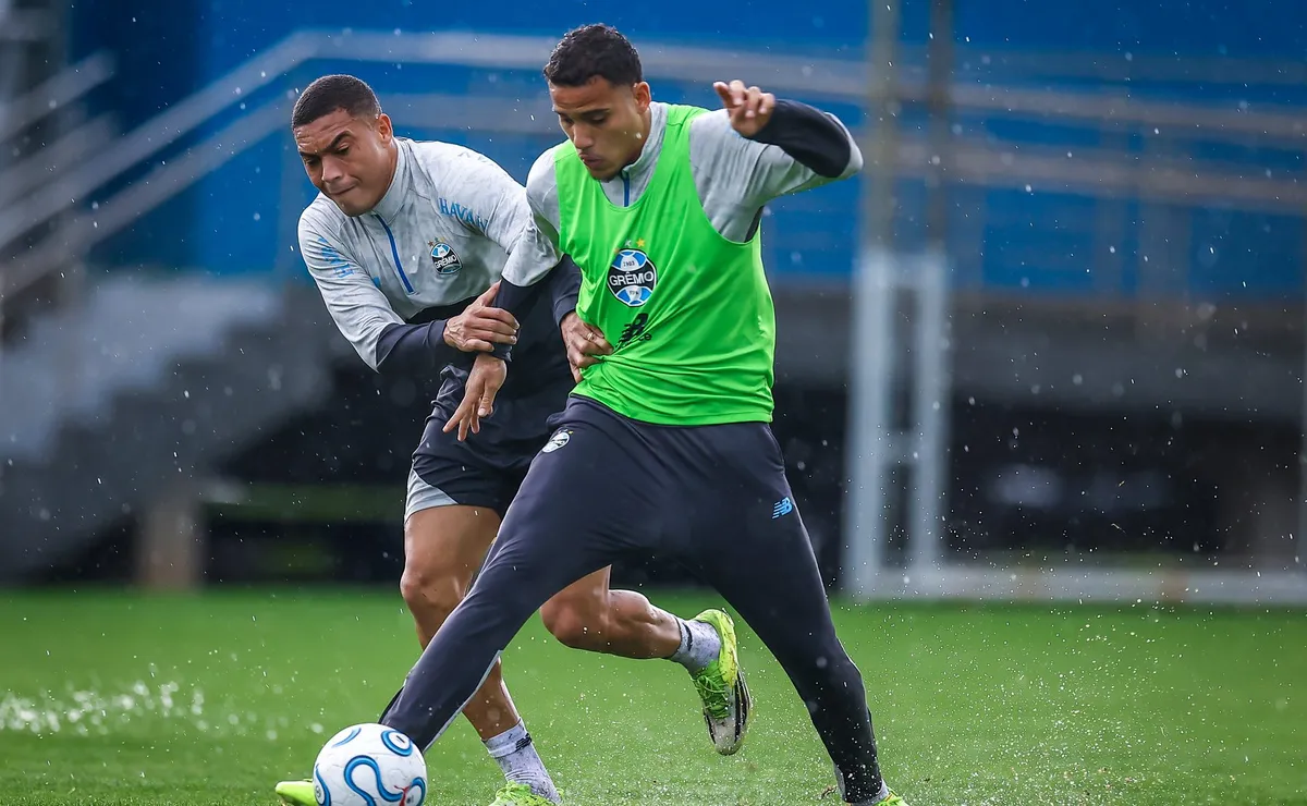 Grêmio intensifica preparação e ganha reforço importante antes do Gre-Nal