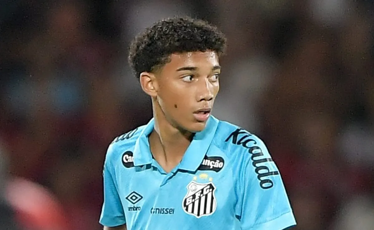 Genoa-ITA acena proposta por Robinho Jr de R$ 48 milhões e Santos avalia negócio