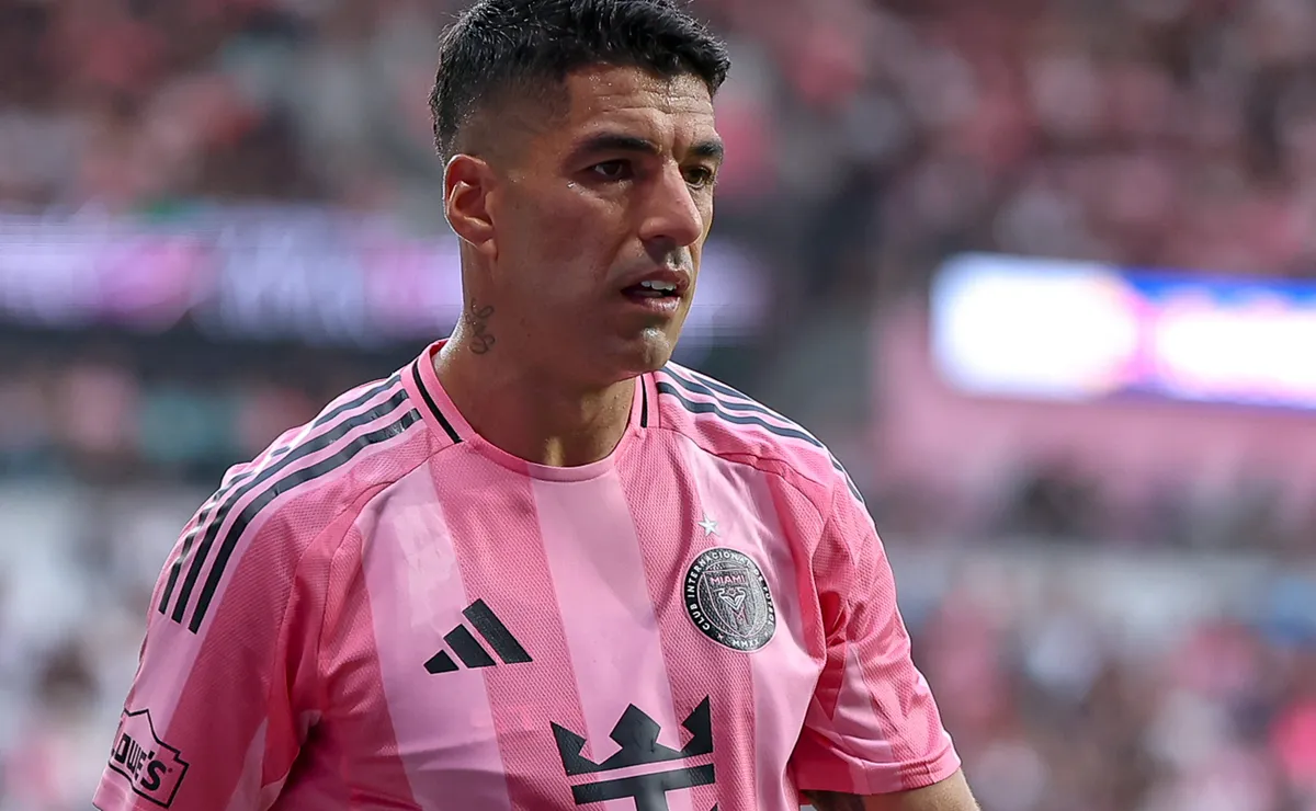 Luis Suárez ainda cobra o Grêmio por direitos de imagem atrasados de 2023, revela Odorico Román