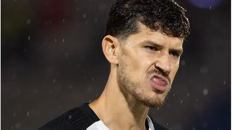 Hugo tem contrato apenas até o fim de 2026.
