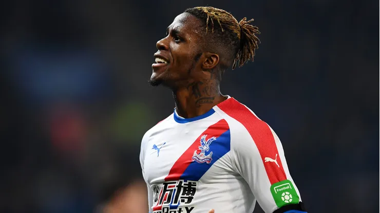 Atacante tem o futuro incerto - Foto: Clive Mason/Getty Images.