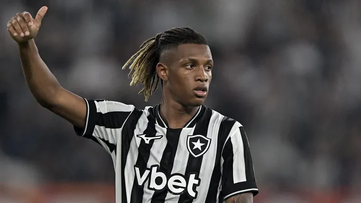 - Danilo jogador do Botafogo durante partida contra o Cienciano