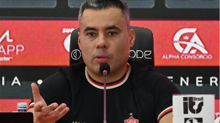 Treinador deu a sua opinião - Foto: Walmir Cirne/AGIF.