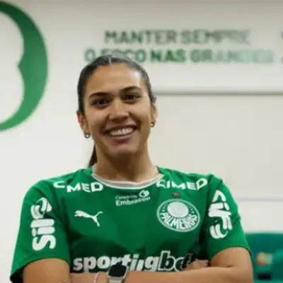 Após estreia, Antonia detalha sua adaptação no Palmeiras