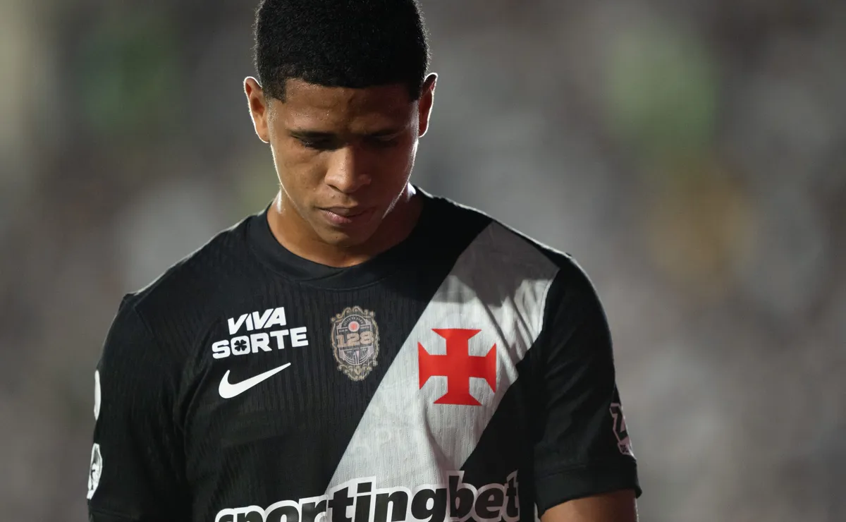 Opinião: Barros foi imprudente contra o Vitória, mas Vasco tem razão em reclamar com a CBF