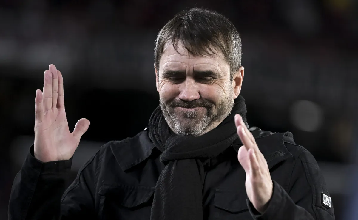 Eduardo Coudet não resiste após eliminação na Copa Sul-Americana e acaba demitido pelo River Plate