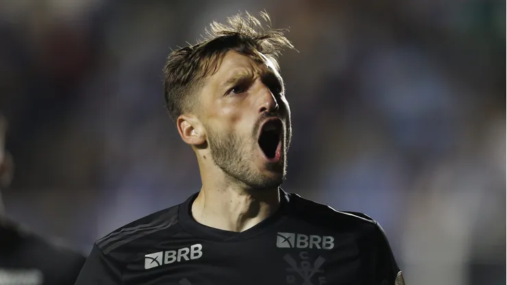 Matías Viña ainda é do Flamengo.