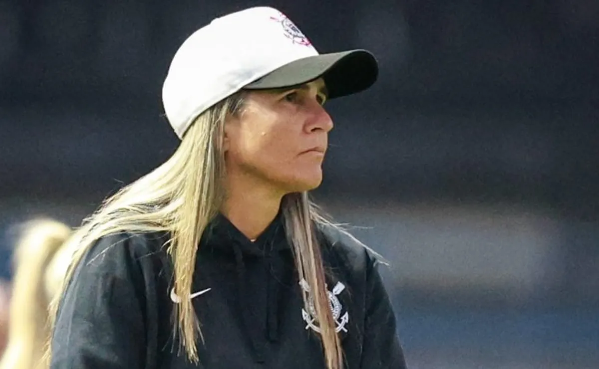 Emily Lima explica reunião de jogadoras do Corinthians com Osmar Stabile: “Foi uma conversa saudável”