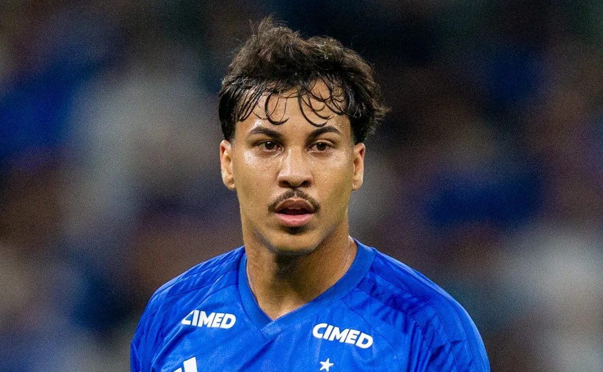 Kaio Jorge é denunciado pelo STJD após lance com Ruan e pode ser suspenso por até seis jogos