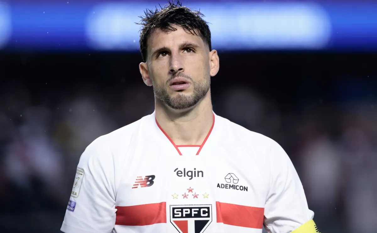 São Paulo sem Calleri: Dorival tem 3 nomes para o setor e cartada com novo esquema tático