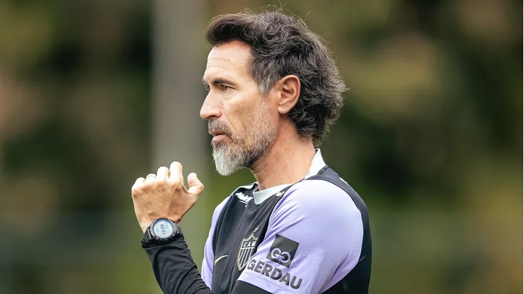 Domínguez treina o Atlético na Cidade do Galo - Foto: Pedro Souza / Atlético