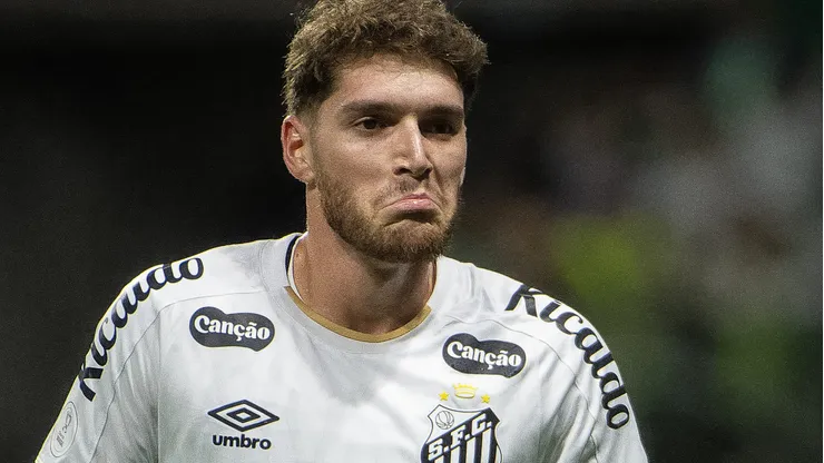 Argentino teve altos e baixos - Foto: Anderson Romão/AGIF.
