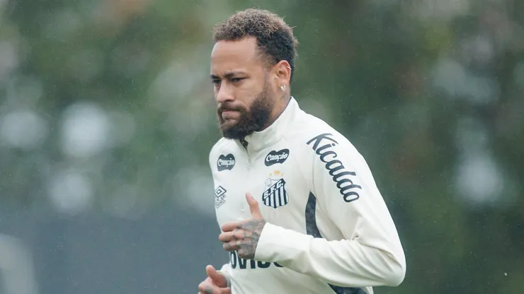 Neymar Júnior camisa 10 do Santos durante treinamento no CT Rei Pelé