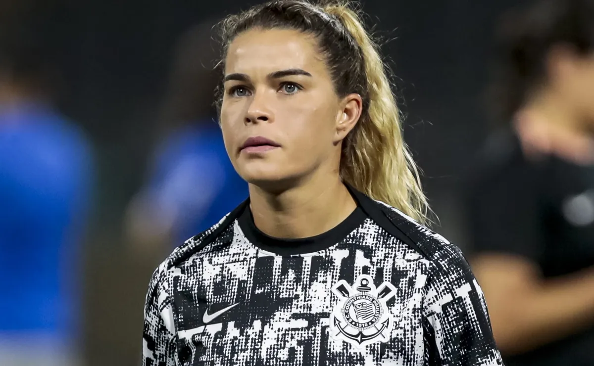 Tamires sai em defesa de Emily Lima após goleada do Corinthians: “Tem que continuar respeitando”
