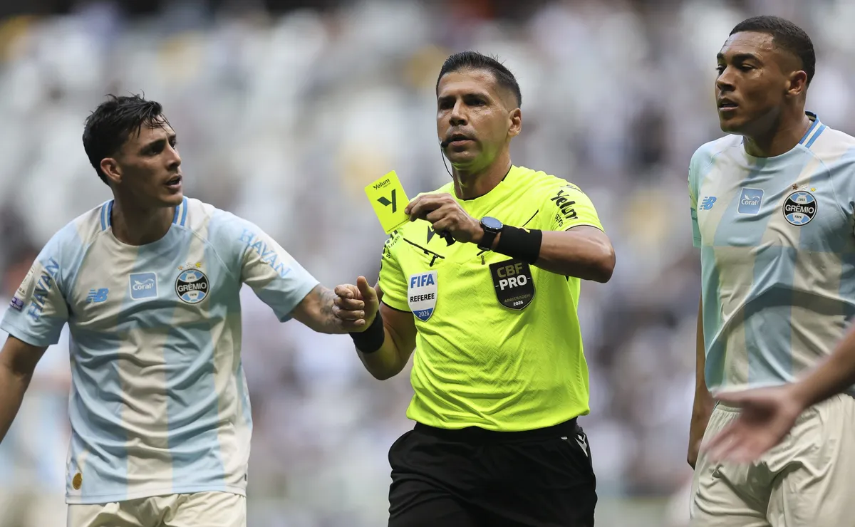 Gre-Nal em foco: Bruno Arleu apita duelo decisivo na luta pela semifinal da Copa do Brasil