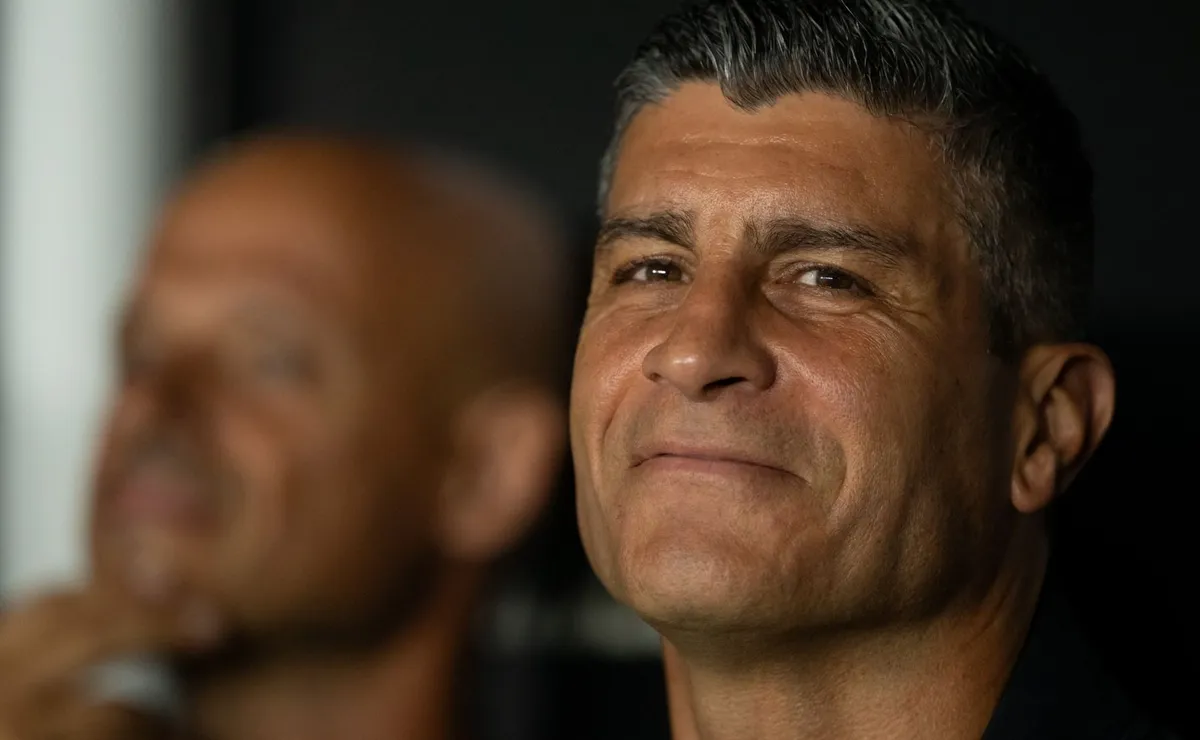 Pedro Emanuel vê São Januário como trunfo na Copa do Brasil
