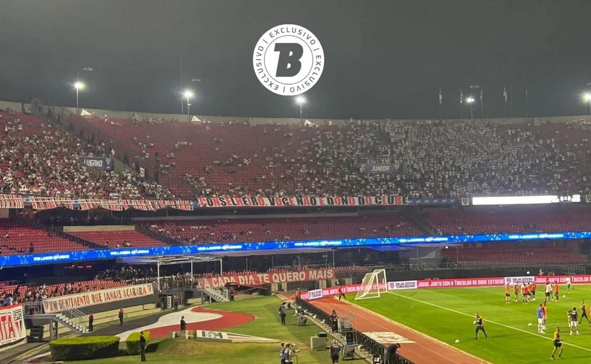 Torcida do São Paulo pressiona conselheiros e diretoria antes de jogo contra o Bragantino
