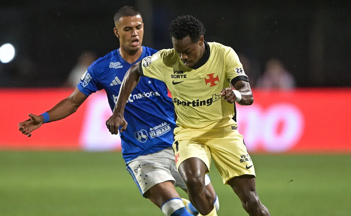 Cruzeiro não se encontra em campo e perde para o Vasco por 3 a 1, pelo Campeonato Brasileiro
