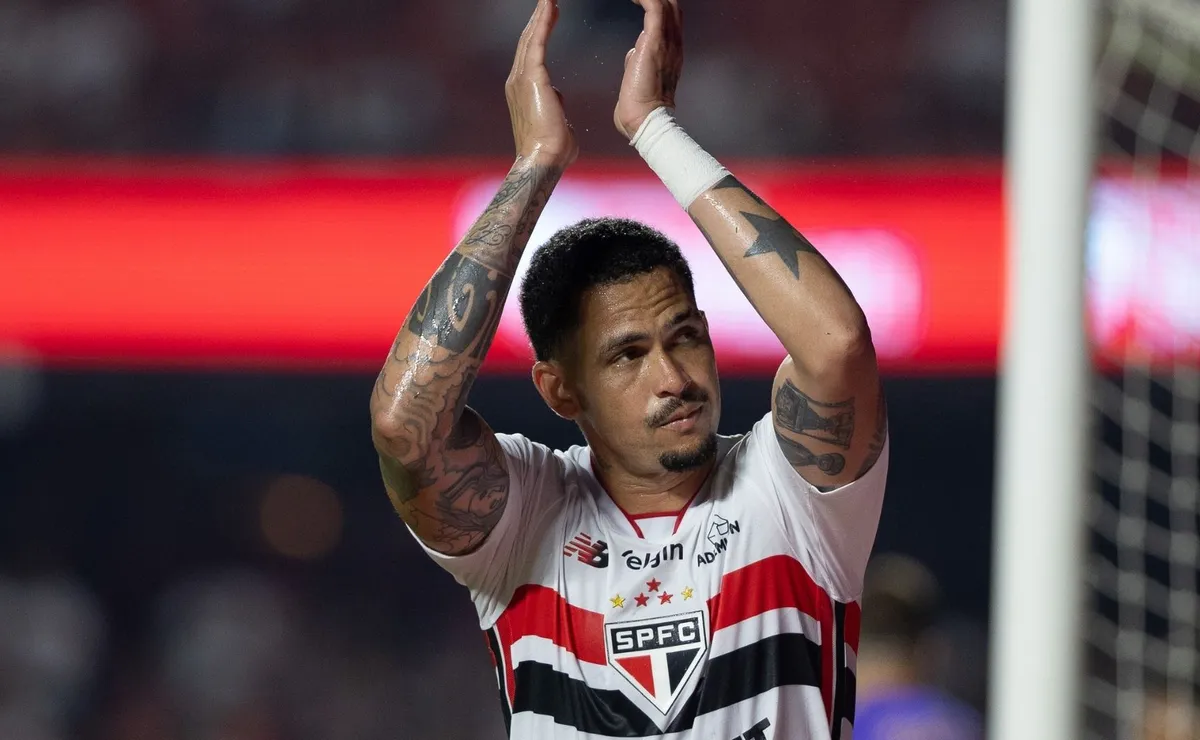 Luciano admite impacto de crise no São Paulo e dispara: “Pior fase da história”