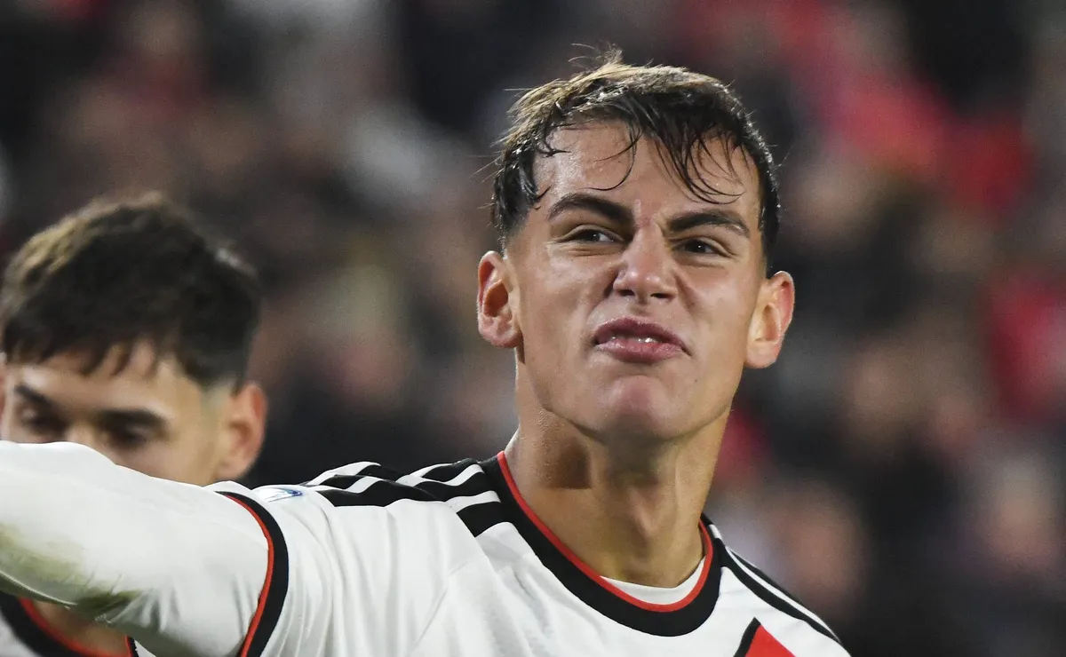 Flamengo avança para comprar o atacante Joaquín Freitas, do River Plate, por R$ 88 milhões