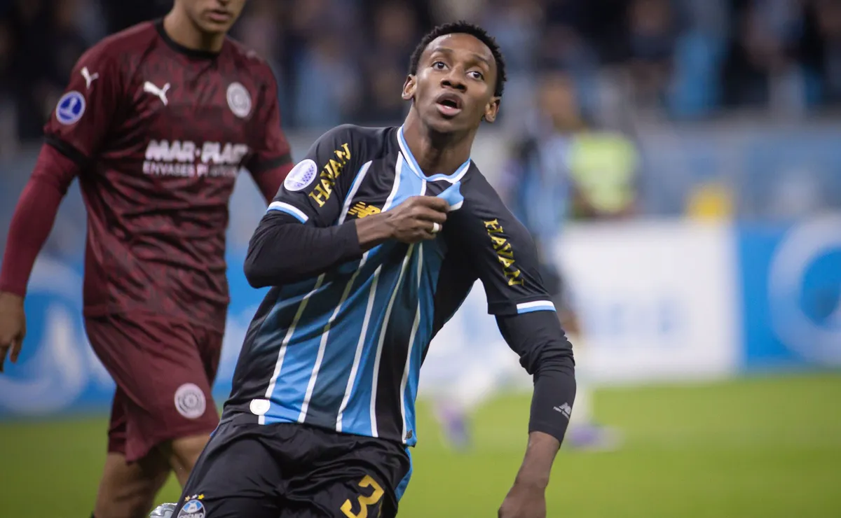 Grêmio aceita proposta do Porto e Gabriel Mec está de saída por 10 milhões de euros
